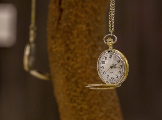 watch & centre pieces