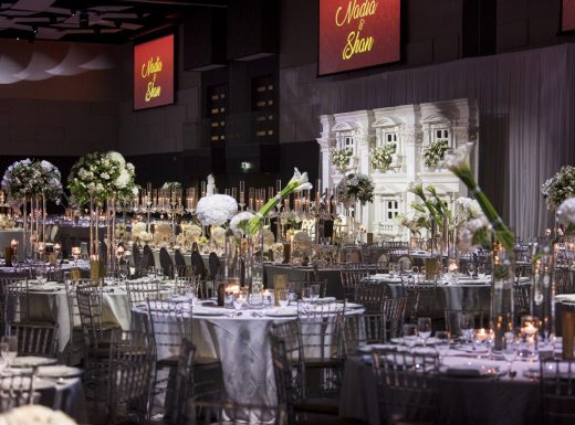 table flower decor by Flowers Time (10)