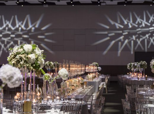 table flower decor by Flowers Time (11)