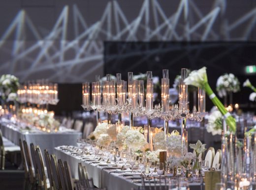 table flower decor by Flowers Time (7)