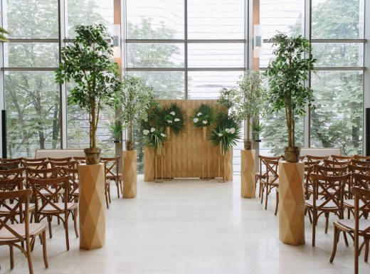 wedding ceremony flowers and decor by flowerstime.ca (2)