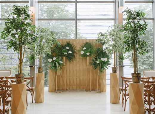 wedding ceremony flowers and decor by flowerstime.ca (3)