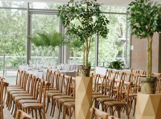 wedding ceremony flowers and decor by flowerstime.ca (5)